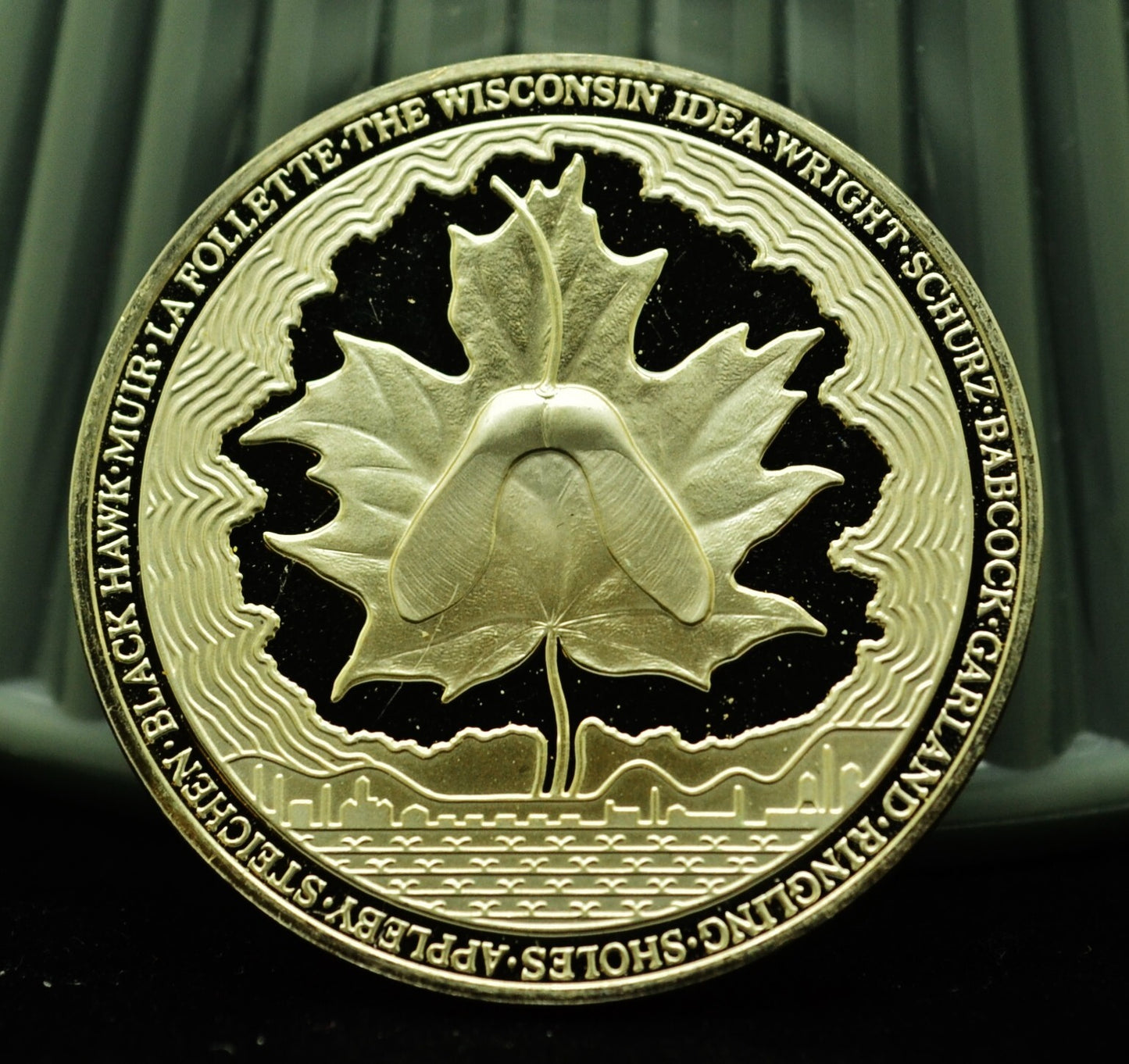 Wisconsin Franklin Mint Art Round 92.5% Silver