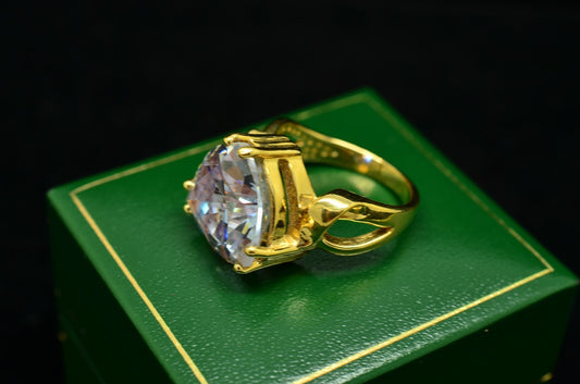 Vermeil 925 Sterling Silver Large Trillion Cut Purple CZ Ring Band Sz 6.75