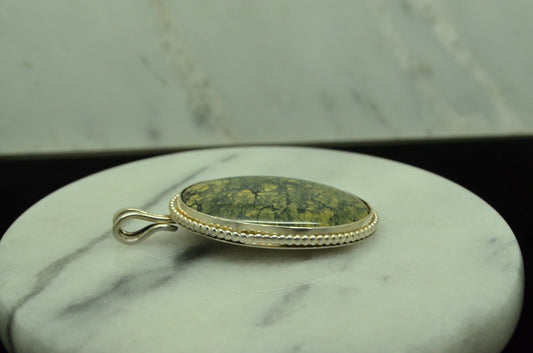 925 Sterling Silver oval agate solitaire pendant charm