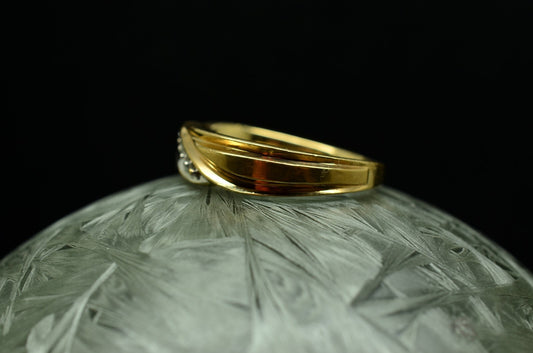 10K Yellow Gold five stone diamond ring band size 8.5