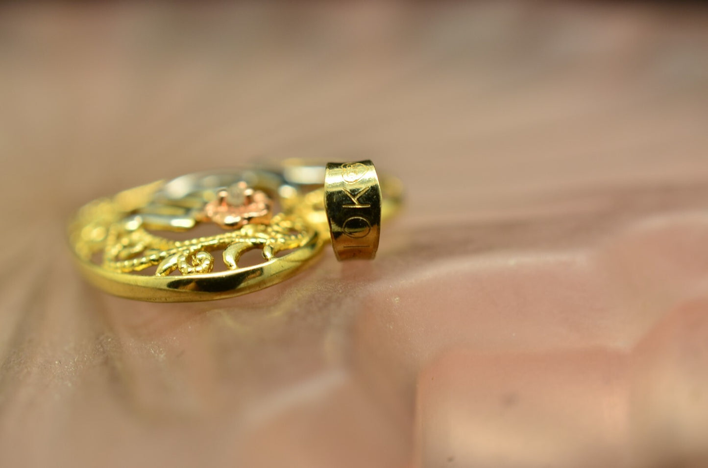 10K Yellow Gold Filigree Heart MOM Rose Pendant Charm w/ Diamond