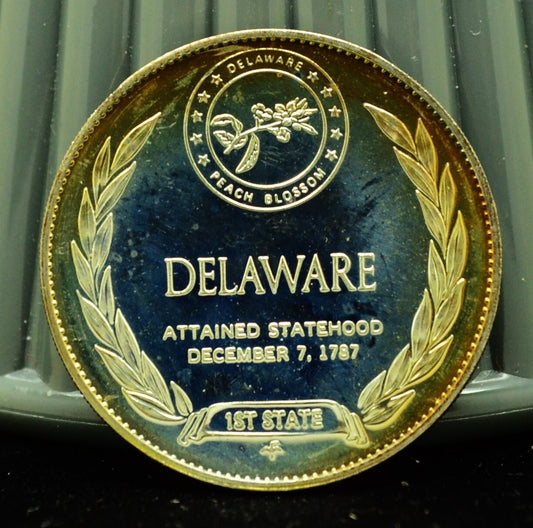 925 Silver Franklin Mint Art Round State of Delaware