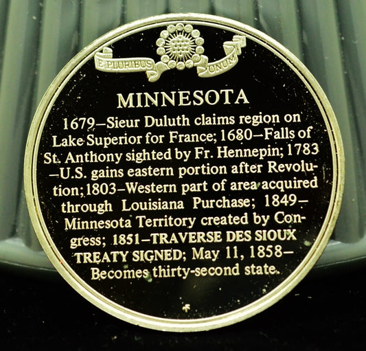 925 Silver Franklin Mint Art Round State of Minnesota