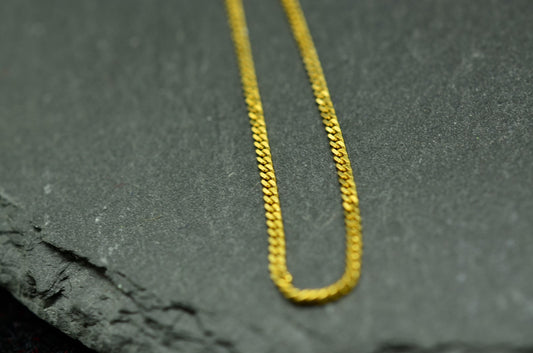 16" 14K Yellow Gold Curb Chain Necklace 0.9mm 1.4 grams