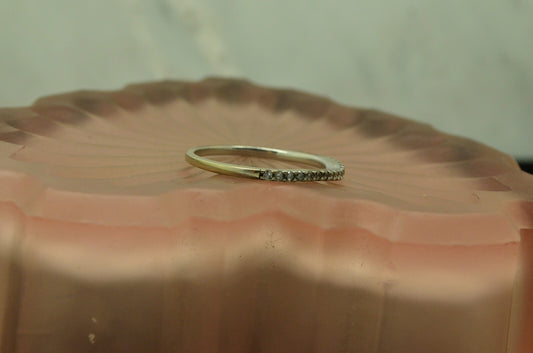 10K White gold 21 diamond anniversary ring band size 7.75 #D3796