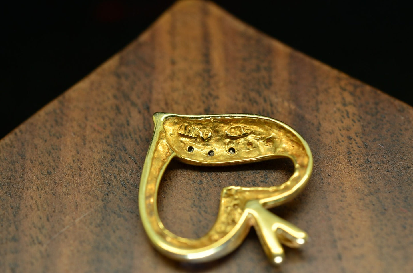 10K Yellow Gold diamond covered open heart pendant charm 0.08 tcw