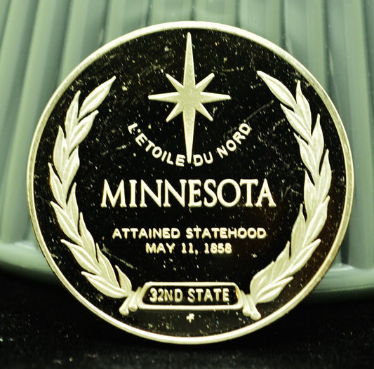 Minnesota 32nd State Franklin Mint Art Round 92.5% Silver