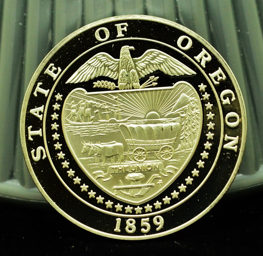 925 Silver Franklin Mint Art Round State of Oregon