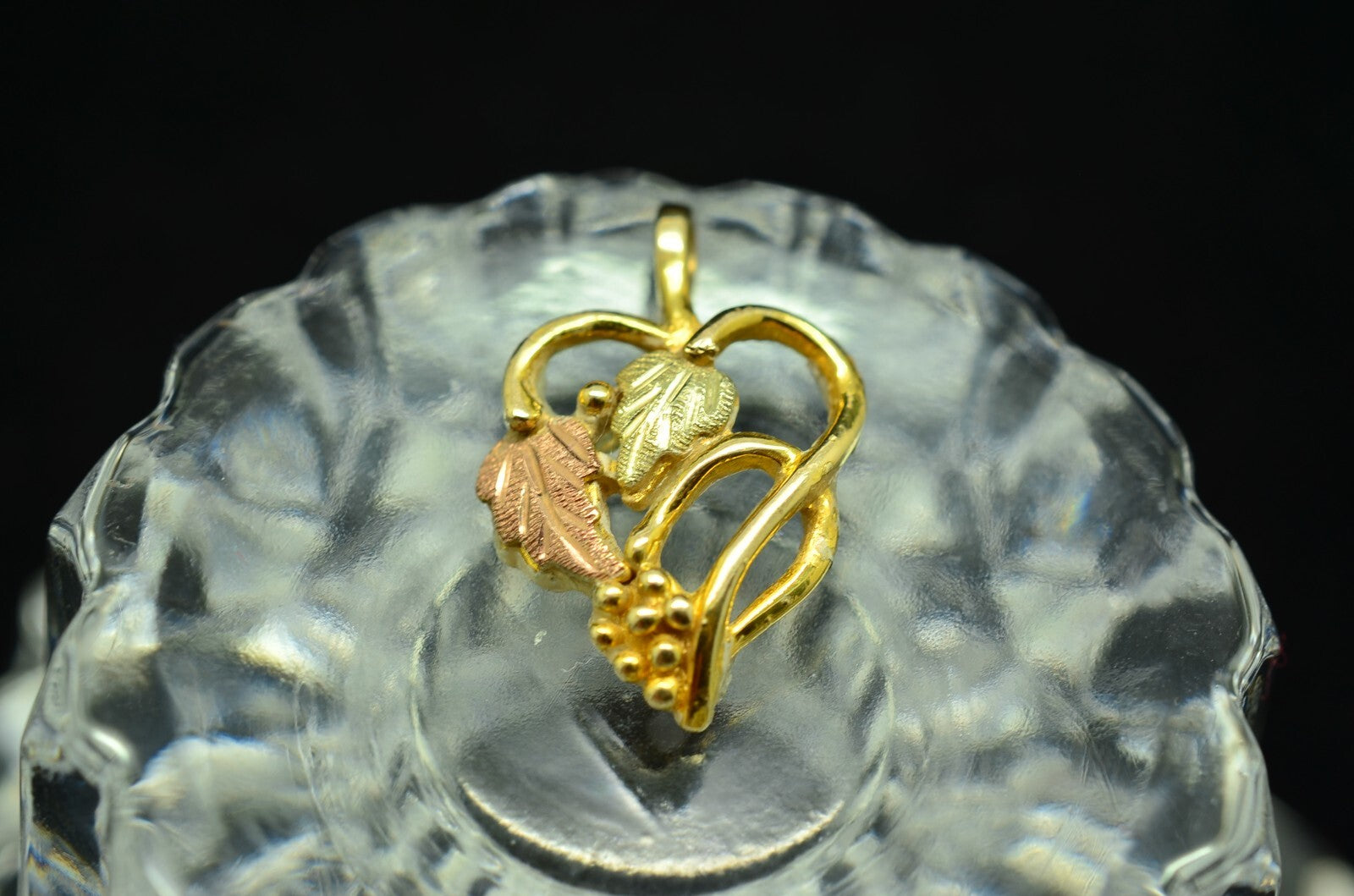 10K Yellow Gold Black Hills Gold Leaves & Grape Design Open Heart Pendant Charm