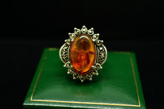 925 Sterling Silver Oval Orange Amber Ring Band w/ Marcasite Accents Sz 5.5