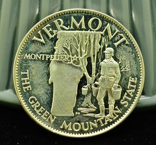 925 Silver Franklin Mint Art Round State of Vermont