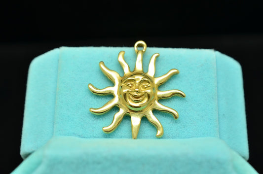 18K Yellow Gold Smiling Sun Face Pendant Charm