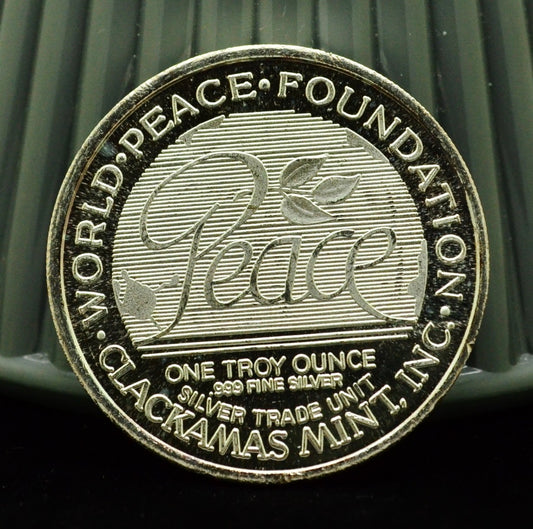 Clackamas Mint Peace On Earth Art Round -1 Troy Oz .999 Silver