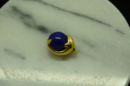 18K Yellow Gold two dolphins over a blue lapis bead pendant charm