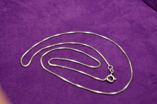 18" Silver Plated box chain necklace  .8mm