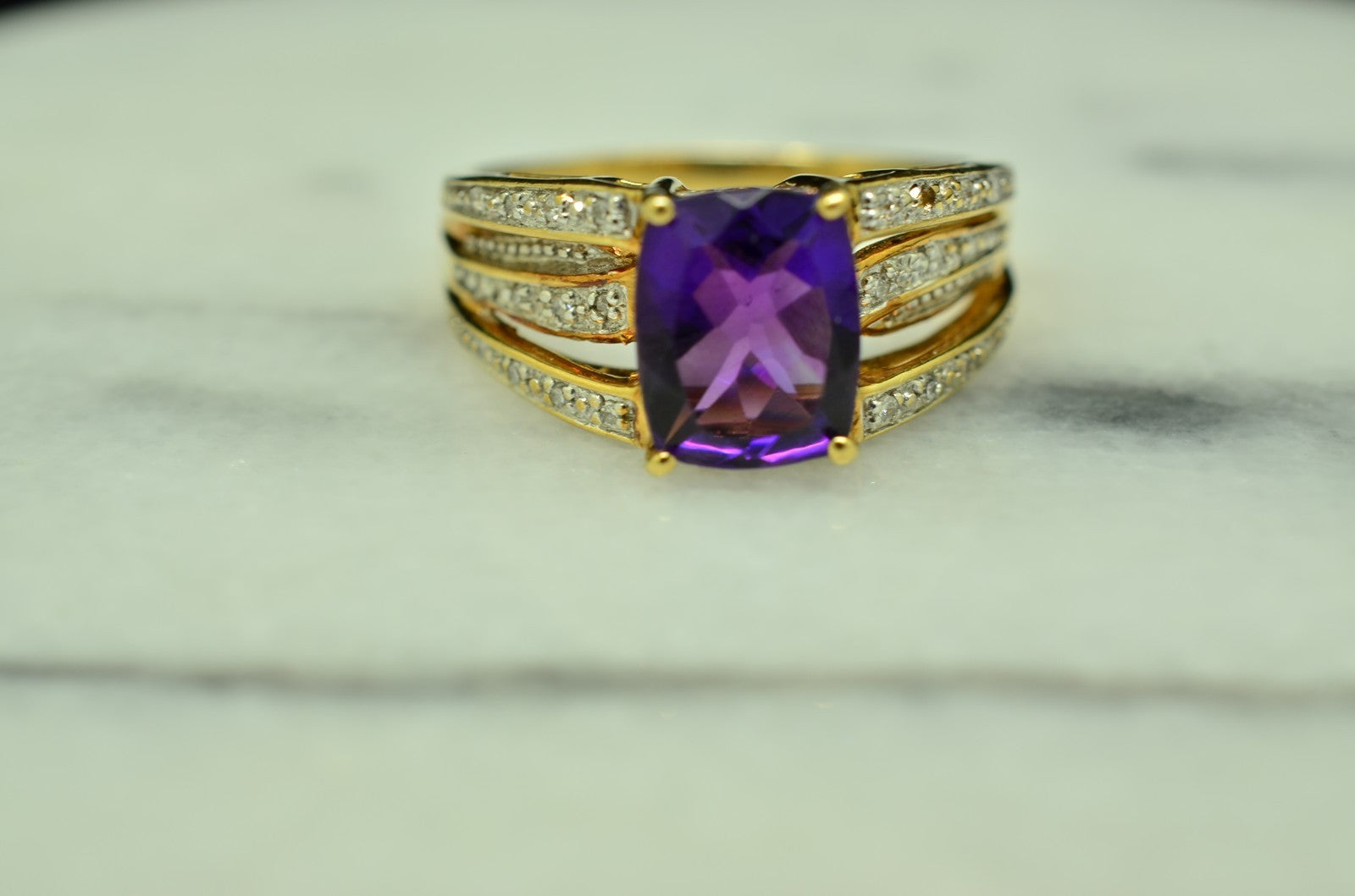 10K Yellow Gold Cushion Cut Amethyst Solitaire Ring Band w/ Diamonds Size 6.75