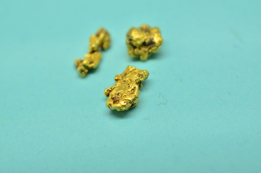 Lot of 18k-20k Yellow Gold tiny natural gold nuggets 1.0 gram