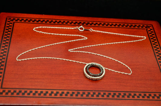 18" 10K White Gold Loose Rope Chain Necklace w/ Diamond Circle Of Love Pendant