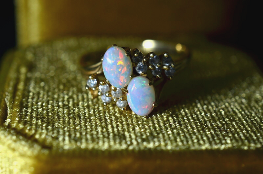 14K Yellow Gold two stone white opal ring band w/ diamonds size 7.75