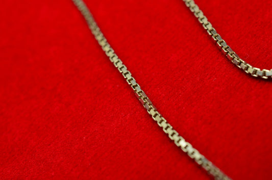 18" Silver Plated box chain necklace  1.0mm