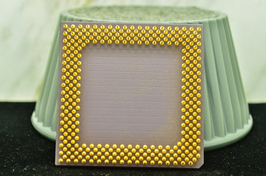 AMD-K6-2 500AFX 2.2V CORE/3.3V I/O CPU Computer Chip