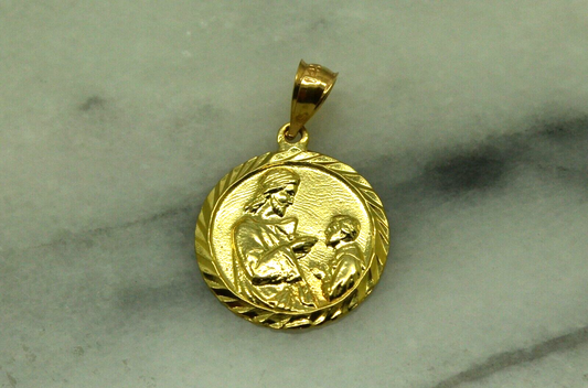 14K Yellow Gold Jesus praying with boy round pendant charm