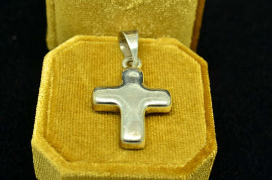 925 Sterling silver cross pendant charm