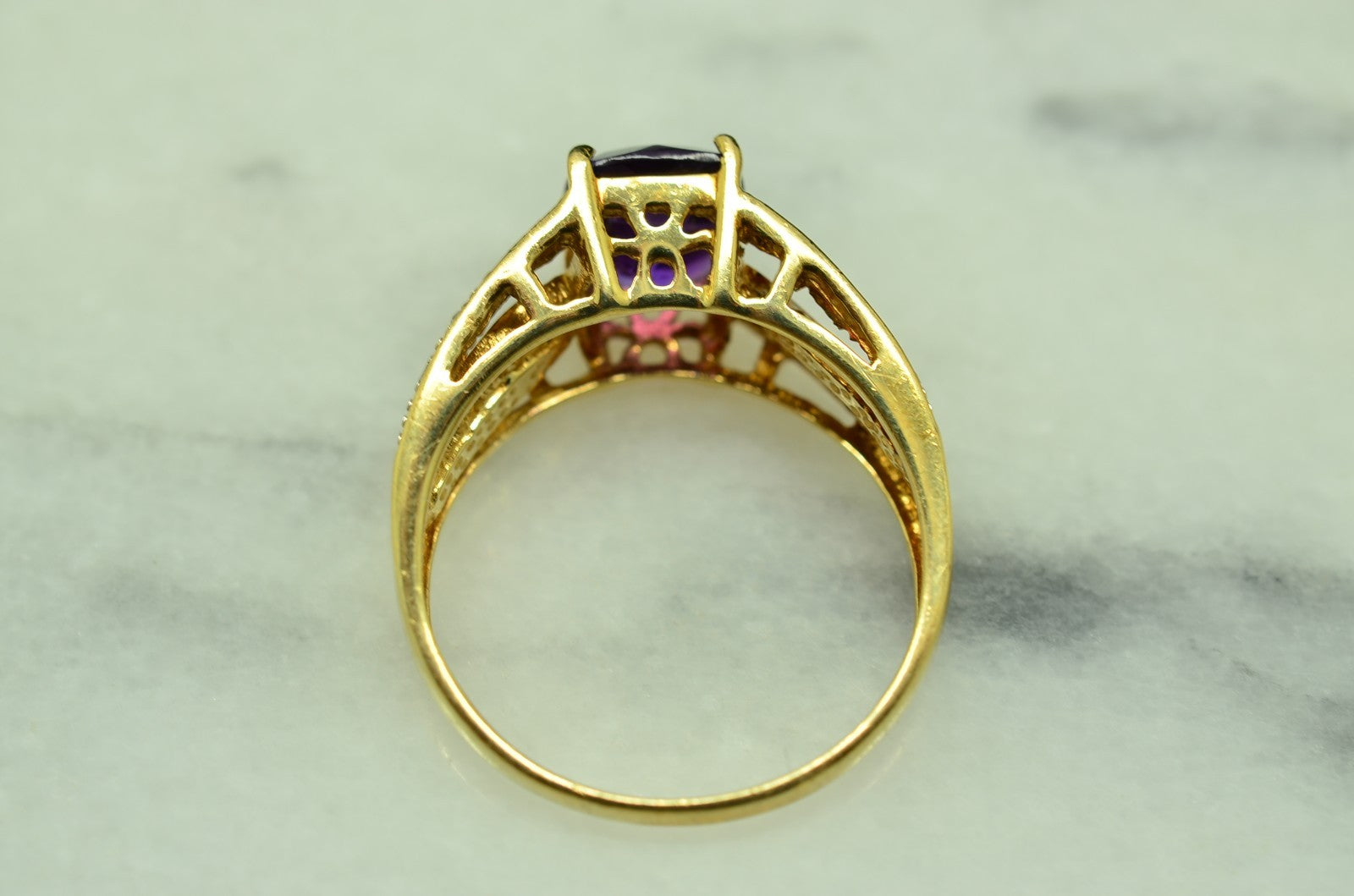 10K Yellow Gold Cushion Cut Amethyst Solitaire Ring Band w/ Diamonds Size 6.75