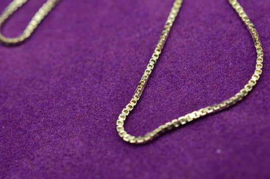 18" Silver Plated box chain necklace  1.0mm