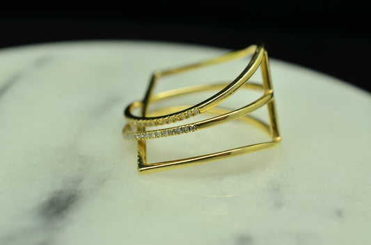 14K Yellow Gold unusual 3 band geometric design ring band w/ diamonds size 5.5