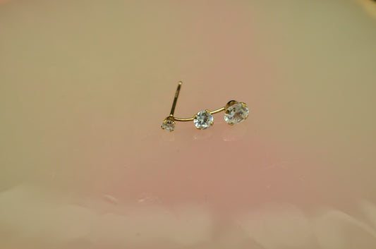 10K Yellow Gold Graduated Three Stone CZ Single Stud Earring -just one