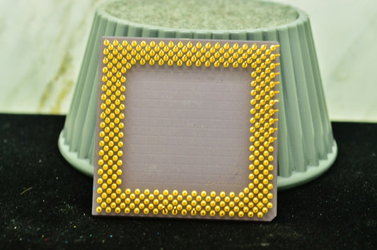 AMD K-6-2 / 500 AFX 2.2V CORE 3.3V I/O CPU Computer Chip