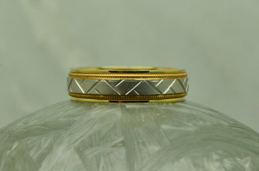 14K Yellow & White Gold etched & milgrain design ring band 6mm size 9.5