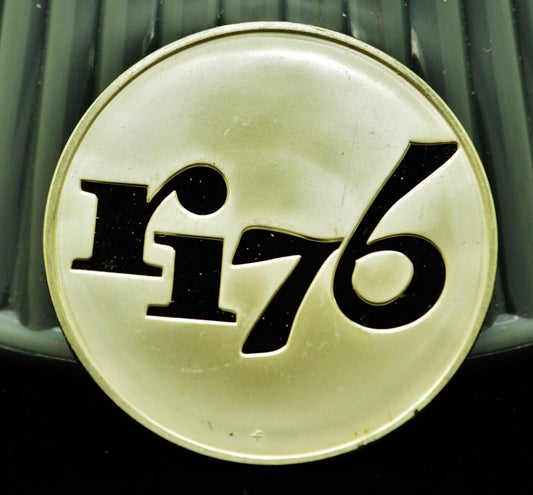 925 Silver Franklin Mint Art Round State of Rhode Island