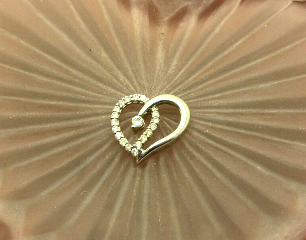 10K White gold open heart w/ diamonds tiny pendant charm 0.20 tcw #D3786