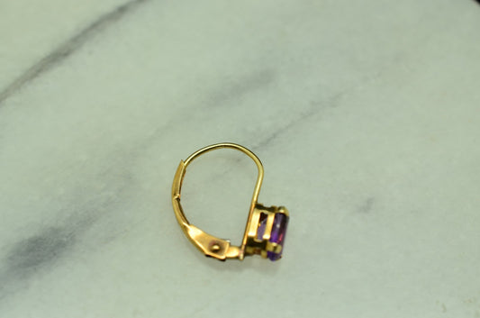 10K Yellow Gold Oval Purple Amethyst Leverback Single Earring -just one