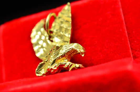 14K Yellow Gold Flying Eagle Bird Pendant Charm -Sparkles