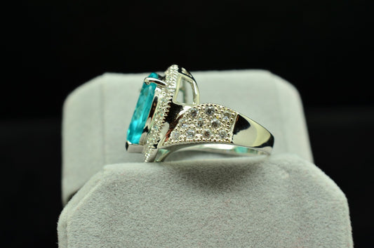 925 Sterling Silver Teardrop London Blue CZ Ring Band w/ Clear CZ accents Size 7