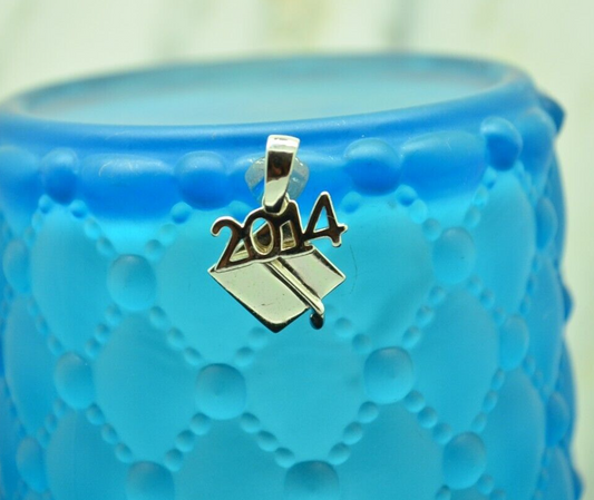 925 Sterling Silver 2014 graduation cap pendant charm