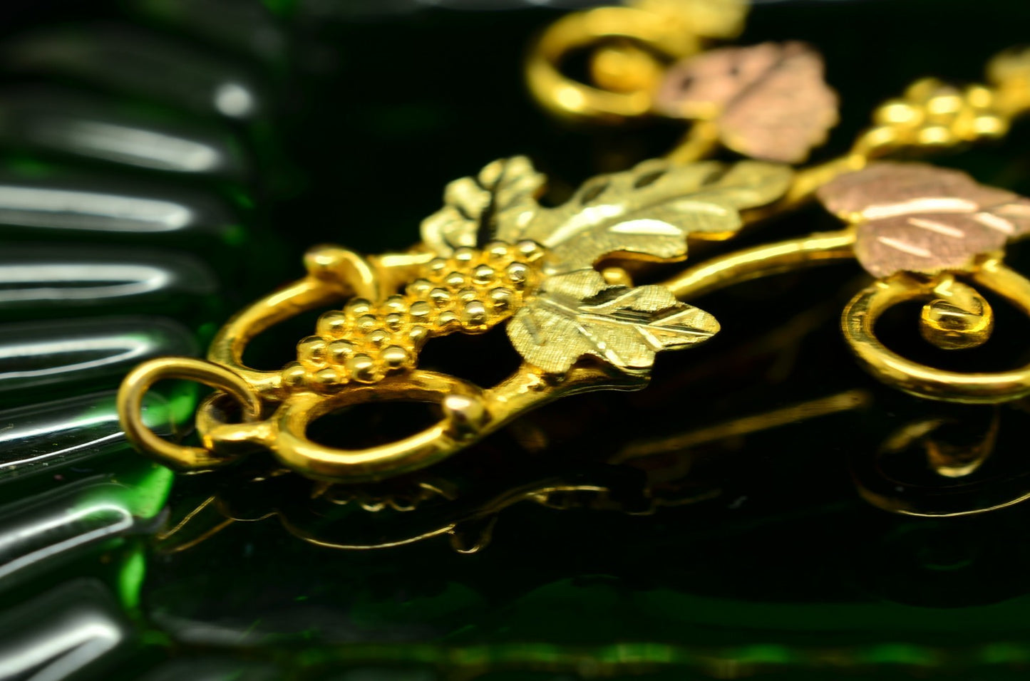 10K Yellow Gold Black Hills Gold Leaves & Grapes Design Pendant Charm -Large