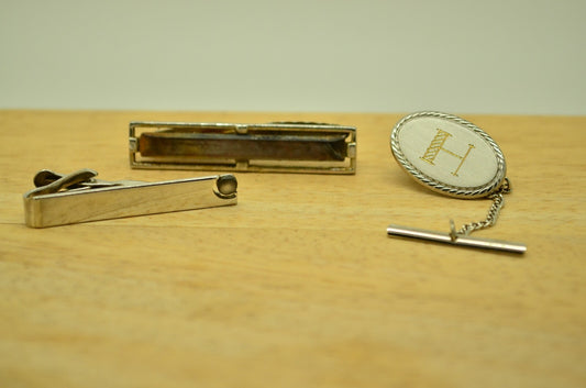 Lot of three silver plated tie clips clasps