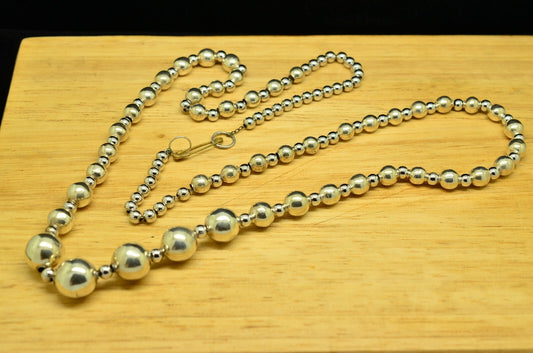 28" 925 Sterling Silver Graduated Beaded Chain Necklace 4.5mm-12mm 28.5 grams