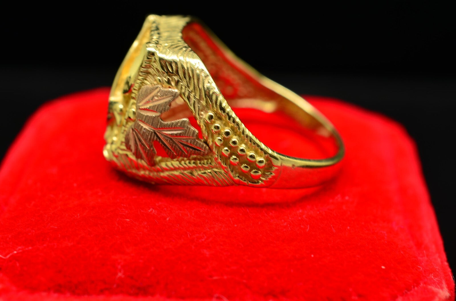 10K Yellow Gold Black Hills Gold Leaves & Grapes Eagle Design Ring Band Sz 10.75