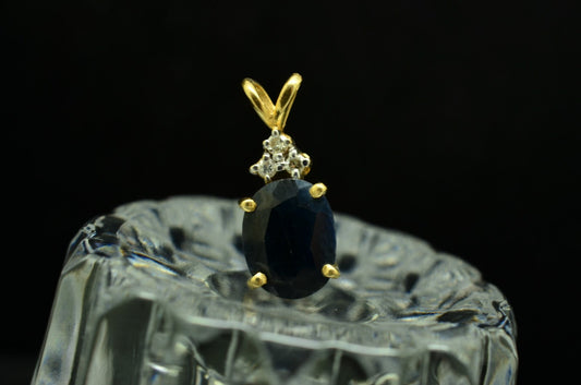 14K Yellow Gold Oval Very Dark Blue Sapphire Solitaire Pendant Charm w/ Diamonds