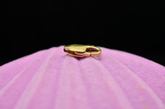 14K Yellow Gold Lobster Claw Clasp 10.1mm x 3.7mm 0.4g