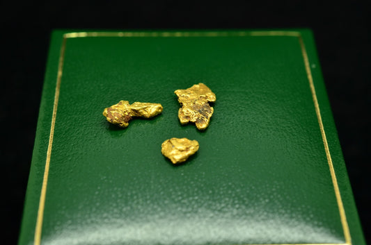 Lot of 18k-20k Yellow Gold tiny natural gold nuggets 1.0 gram