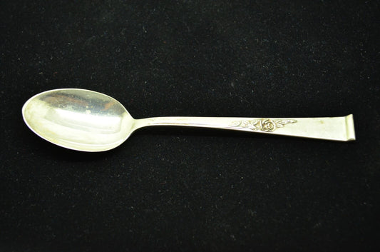 Lot of twelve 925 Sterling Silver spoons -Reed & Barton Classic Rose