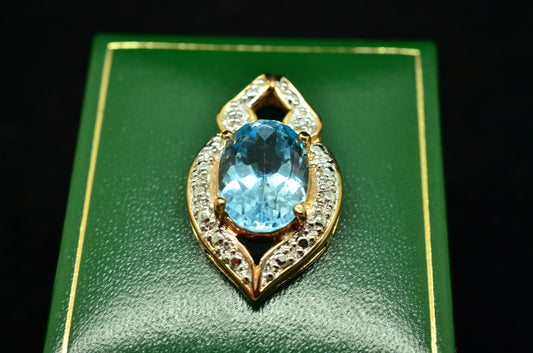 Vermeil 925 Sterling Silver Two Tone Framed Design Oval Topaz Pendant Charm