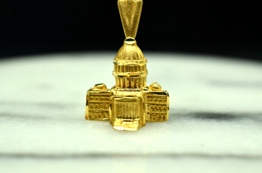 14K Yellow Gold capitol building pendant charm