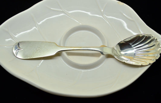 925 Sterling Silver spoon -antique pattern 6.25 inches